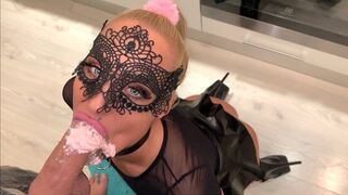 Slim Blonde Saliva Bunny Loves Messy Food Bizarre and Prick Swallowing - the Splosh Theraphy